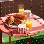 Apartman Cosy 2-3 Pers, Balcon, Parking Prive, Clim, Wifi - 15 Min Sanctuaire *