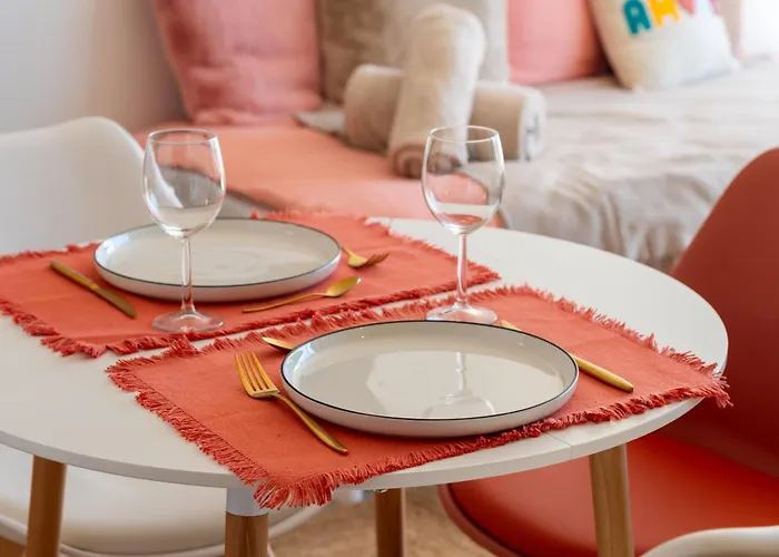 Coup De Coeur, Balcon, Parking, Gare Appartement *