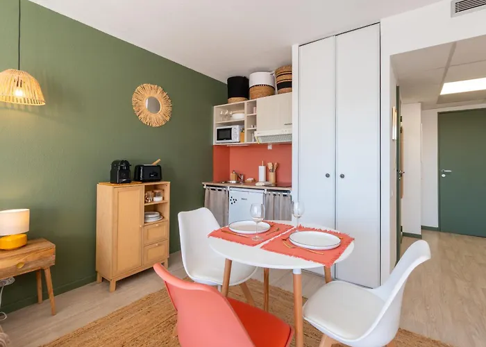 Coup De Coeur, Balcon, Parking, Gare * Lourdes